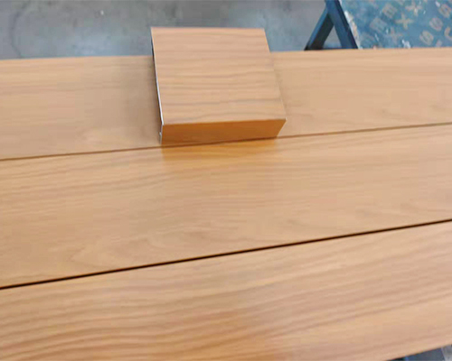 山西胜景源金属公司告诉您，木纹铝单板的作用？